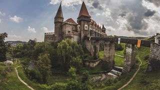 Castelul Corvinilor din Hunedoara istorie 