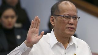 A murit un fost președinte. Fentase moartea într-un atentat în care trei gărzi de corp au decedat