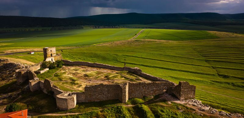 Sâmbăta aceasta, de la ora 15:00, în „ROventura”, Dobrogea, străvechi pământ românesc, îmbrățișat de apă