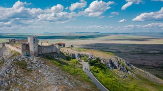 Sâmbăta aceasta, de la ora 15:00, în „ROventura”, Dobrogea, străvechi pământ românesc, îmbrățișat de apă