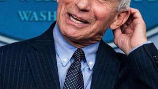 Anunț bombă despre noua tulpină COVID-19. Dr. Anthony Fauci: „Varianta Delta este cea mai mare amenințare în lupta cu COVID-19”