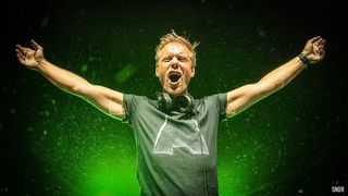 VIDEO | Celebrul DJ olandez Armin van Buuren vine în România!  "Pregătesc un set unic...”