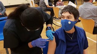 C&acirc;t de eficient este vaccinul anti-COVID-19 Pfizer &icirc;mpotriva noilor variante COVID-19?