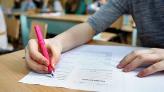 Ministerul Educaţiei: 96% rata de prezenţă la a doua probă scrisă a examenului de Bacalaureat 2021