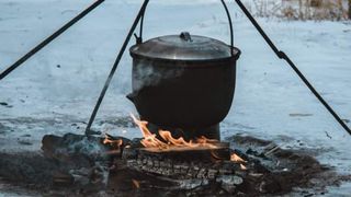 bucătar mort &icirc;n ceaunul cu ciorbă