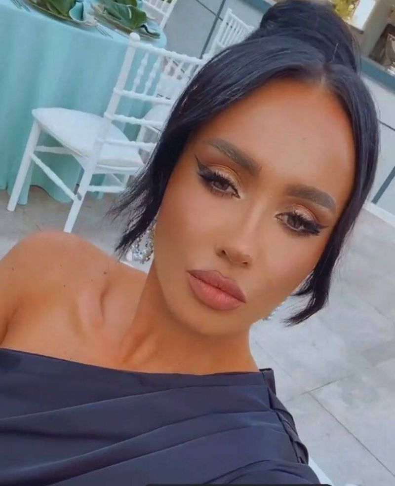 ella de la puterea dragostei s-a certat cu ana maria lintaru