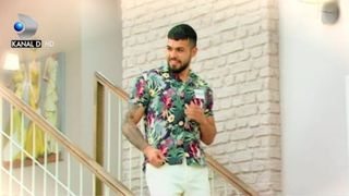 Un nou concurent a intrat în casa Puterea dragostei! Pe ce fată a pus ochii? „Mi-ar fi greu sa aleg..!”