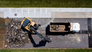 Care sunt utilajele necesare pentru construirea unui drum?