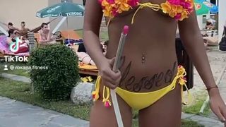 Roxana de la „Puterea Dragostei” și iubitul marocan au făcut senzație la piscină. Imagini inedite cu cei doi