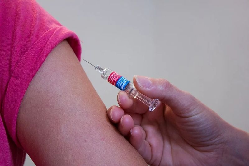O nouă tranșă de vaccin anti-COVID Pfizer va sosi în România