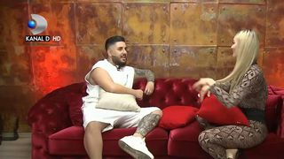 Fata pentru care se luptă doi băieți din casă aurora alex florin 