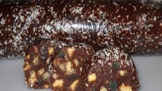 Salam de biscuiţi: Reţeta copilăriei. Cel mai bun desert