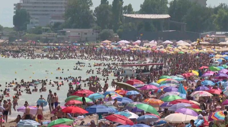 Duminica aceasta, de la ora 14:30, la „Asta-i România!”,  Litoralul românesc, un imens furnicar