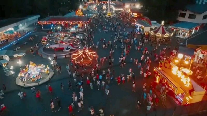 Duminica aceasta, de la ora 14:30, la „Asta-i România!”,  Litoralul românesc, un imens furnicar