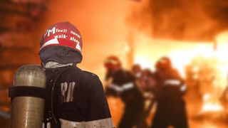 Incendiu la o hală de reciclare din Popești-Leordeni: 10 victime