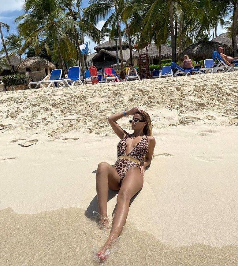 aya de la puterea dragostei la mare