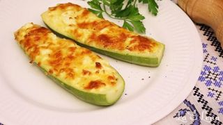 Reţete cu dovlecei la cuptor: Cele mai delicioase mâncăruri