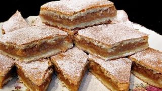 Plăcintă cu mere, reţeta de vară: Cum se prepară?