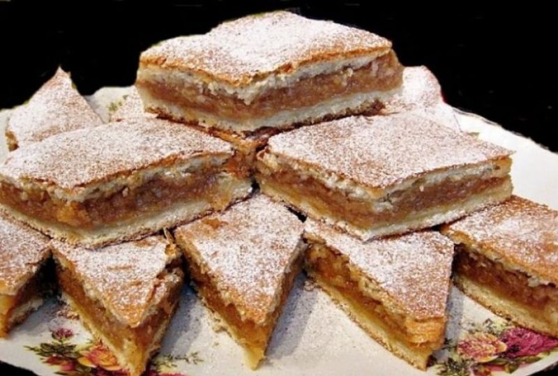 Plăcintă cu mere, reţeta de vară: Cum se prepară?