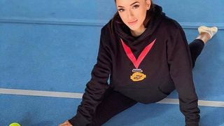 Larisa Iordache se luptă pentru medalia de aur la JO 2020 barna