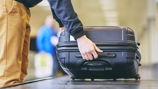 Pasagerii unei curse Bologna-Iași nu și-au găsit bagajele la aterizare. În ce țară au fost trimise