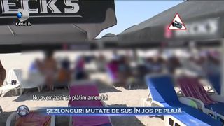 Sezlonguri mutate de sus in jos pe plaja