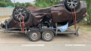 un-sofer-a-rupt-barierele-de-la-calea-ferata-si-a-trecut