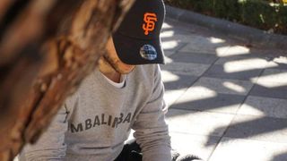 bărbat prins cu m&acirc;na &icirc;n pantaloni la bacău