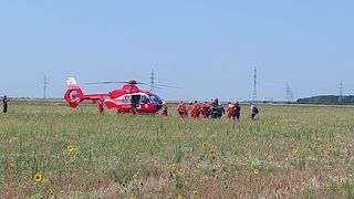 BREAKING NEWS: Un avion de mici dimensiuni s-a prăbușit în Chitila. Două victime, în stare gravă