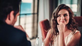 Sunt bărbații pregătiți pentru o relație reală cu o femeie care lucrează &icirc;n industria pentru adulți?