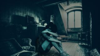 VIDEO | O tânără de 20 de ani din Braşov a fost la un pas de moarte după ce iubitul său, un italian cu 27 de ani mai mare, a împuşcat-o în cap