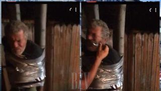 Bătrân din Vaslui, legat de stâlp și batjocorit de către un grup de tineri