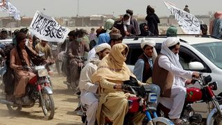 Talibanii cuceresc Ghazni