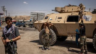 Talibanii au cucerit al doilea oraș ca mărime din Afganistan, Kandahar