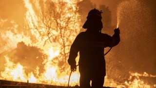 Pompierii rom&acirc;ni &icirc;n Grecia