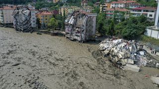 Noul bilanț al inundațiilor din Turcia: 27 de morți