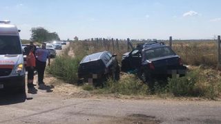 Accident rutier cumplit. Două autoturisme au fost implicate