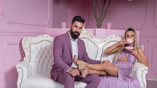 Marinela de la " Puterea Dragostei " , își serbează astăzi ziua de naștere