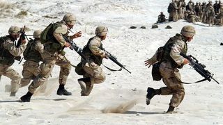 Talibanii anunţă graţierea tuturor oficialilor guvernamentali