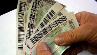 Se majorează valoarea tichetelor de masă și de creșă