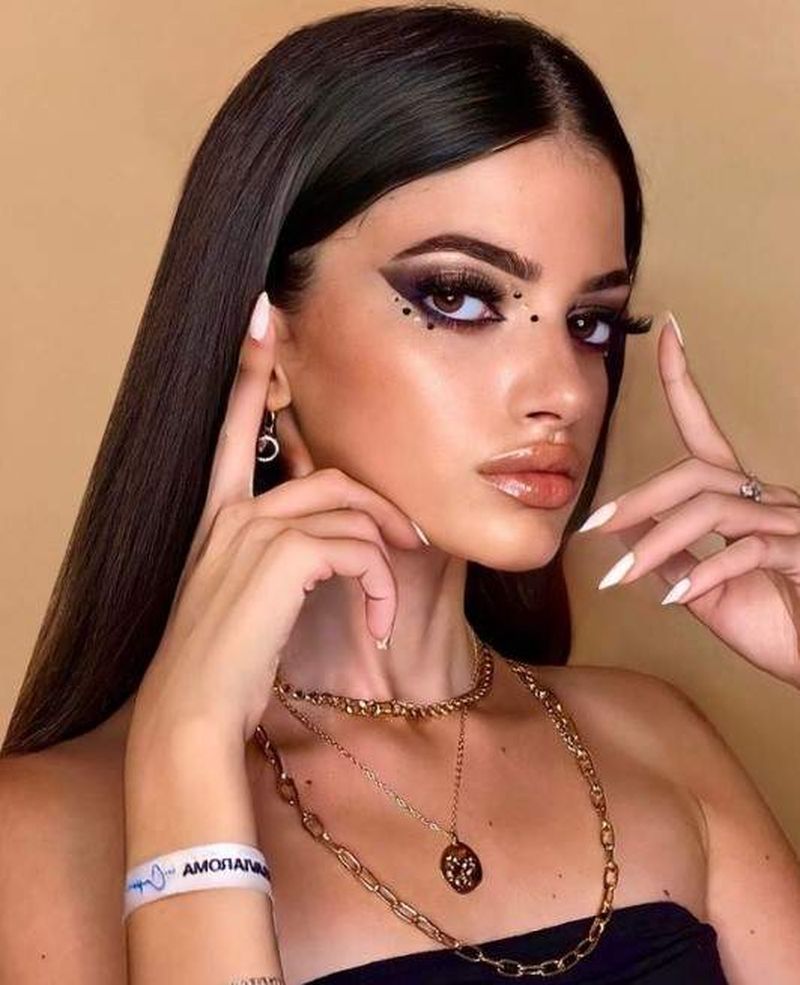 fabiola fata care seamănă cu mr bean