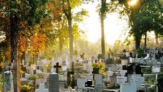 Fără &icirc;nmorm&acirc;ntări duminica, &icirc;n cimitirele din Galați!