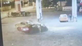 VIDEO | Taximetrist bătut și amenințat cu moartea de un șofer beat, care provocase un accident rutier