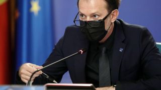 Premierul C&icirc;țu promite noi investiții &icirc;n Educație. "Surse de finanţare avem"