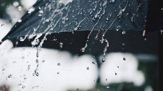 Alertă meteo. Weekend de coșmar în mai multe județe din țară. COD PORTOCALIU de ploi abundente