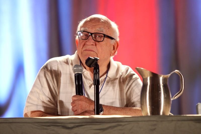 Ed Asner a murit hollywood doliu