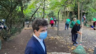 de ce nu se vaccinează nicușor dan