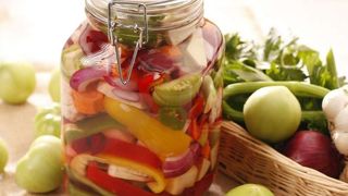 A venit toamna. Vezi care sunt secretele celei mai gustoase rețete de murături
