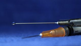 Când începe campania de vaccinare împotriva gripei sezoniere. Vor fi livrate aproximativ două milioane de doze de vaccin antigripal către medicii de familie