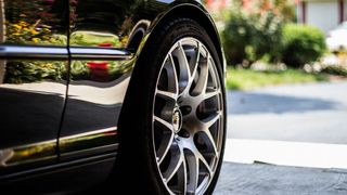 Ce înseamnă semnele de pe anvelope: marcaje și termeni specifici anvelopelor de vară si iarnă